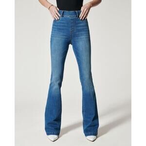 SPANX Shape Medium M EveryWear Flare Jeans Pull On Stretch High Rise Slimming